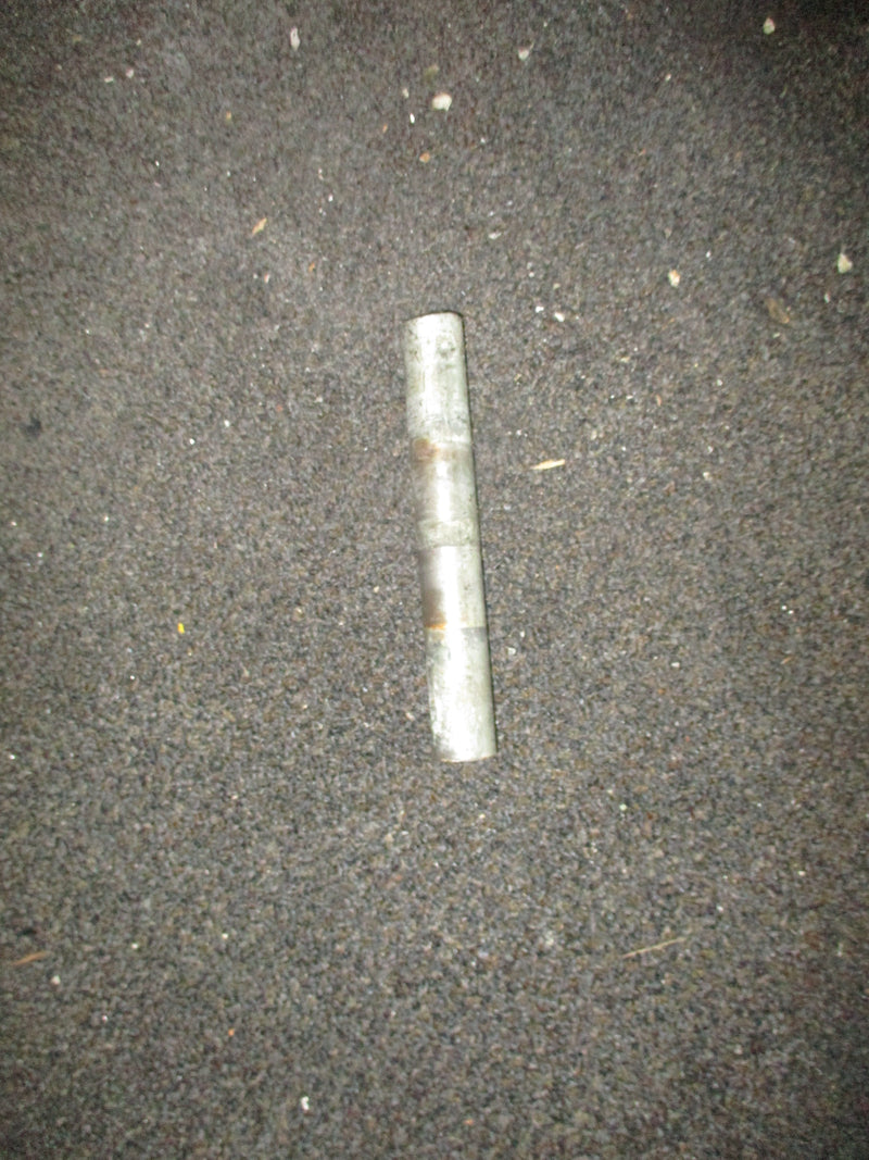 Suzuki DF70 outboard lower trim pin