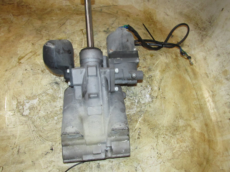Suzuki DF140 140hp Outboard Tilt Trim Unit Showa (48503-92J01)
