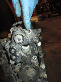 Load image into Gallery viewer, Johnson 70hp VRO 2 stroke outboard crankcase powerhead
