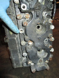 Load image into Gallery viewer, Johnson 70hp VRO 2 stroke outboard crankcase powerhead
