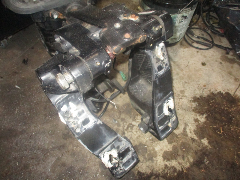 Suzuki DF70 outboard 20" mid section