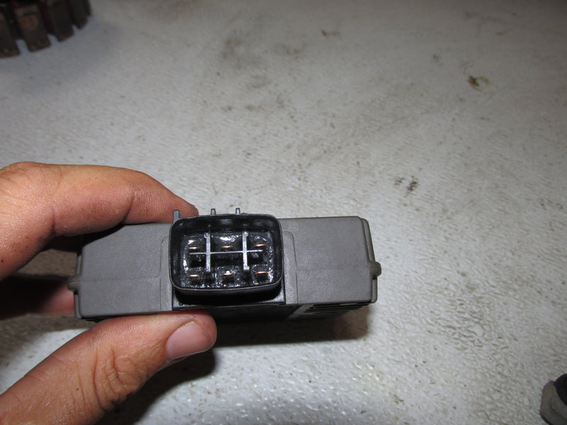 Yamaha 90hp 4 Stroke Outboard Rectifier Regulator (6D3-81960-00)