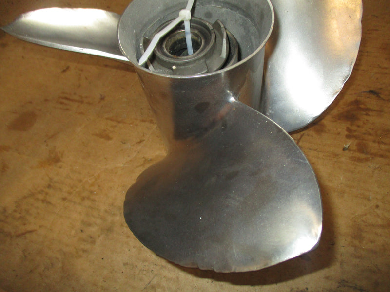 Johnson Suzuki 115hp 4 stroke outboard stainless steel prop (777025) 19P