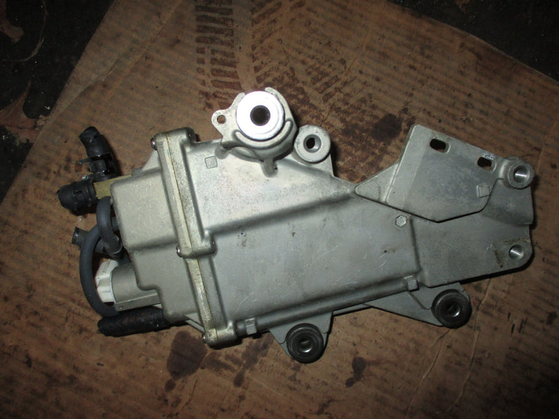 Yamaha 225hp 4 stroke outboard fuel vapor seperator (69J-14180-11-00)