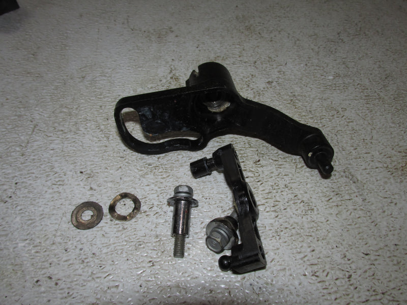 Yamaha 90hp 4 Stroke Outboard Throttle Bracket (6D8-42154-00)