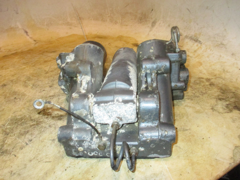 Yamaha 200hp 2 stroke outboard tilt trim unit