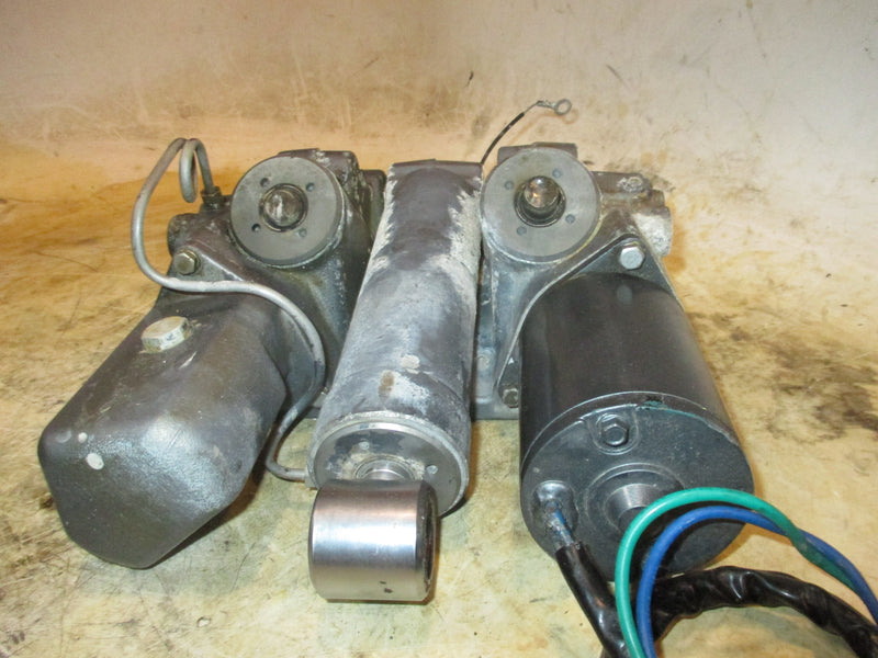Yamaha 200hp 2 stroke outboard tilt trim unit
