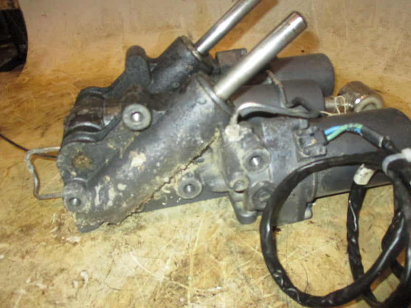Yamaha 250hp 4 Stroke 3.3L outboard Tilt Trim Unit