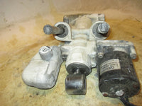 Load image into Gallery viewer, Johnson 115hp 60 degree 2 stroke outboard tilt trim unit
