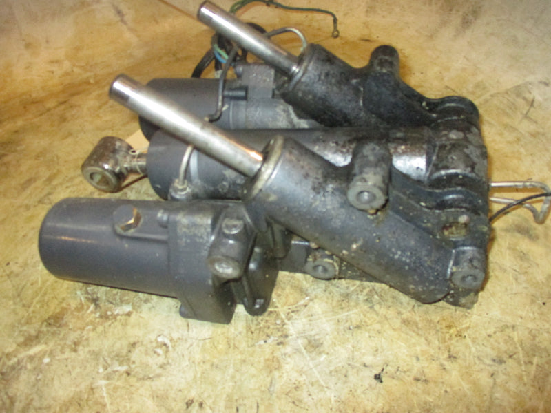 Yamaha 250hp 4 Stroke 3.3L outboard Tilt Trim Unit
