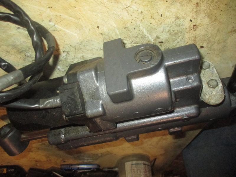Yamaha 60hp 4 stroke outboard Tilt Trim Unit (69W-00/69W-43800-00-8D)