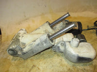 Load image into Gallery viewer, Johnson 115hp 60 degree 2 stroke outboard tilt trim unit
