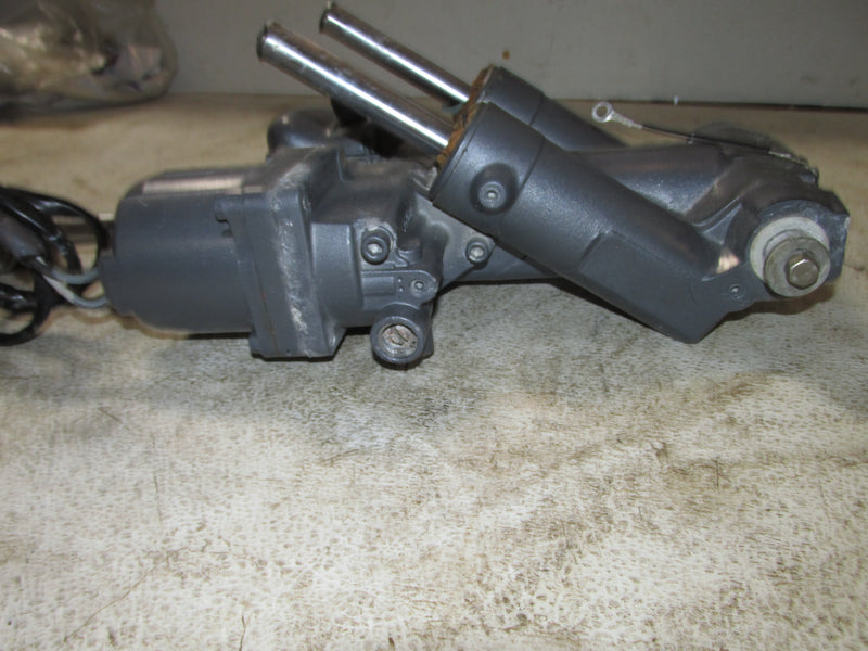 Yamaha 150hp 2 Stroke Outboard Showa Tilt Trim Unit (64E-43800-02-4D)