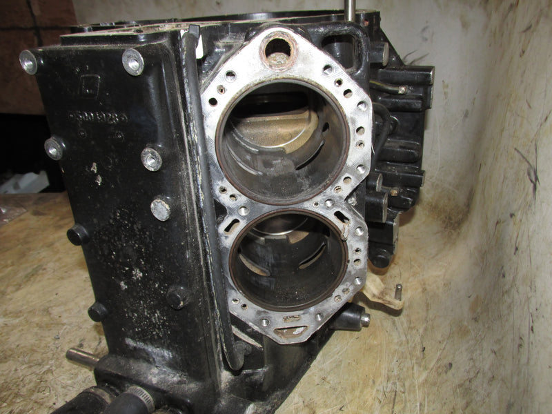 Johnson 90hp 2 stroke Outboard Crankcase Block