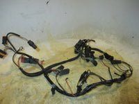 Load image into Gallery viewer, Johnson 115hp 60 degree 2 stroke outboard engine wiring harness (584762)
