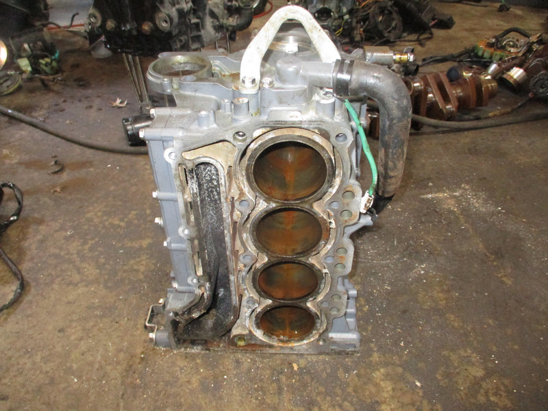 Suzuki DF90A 4 stroke outboard crankcase block *Read description*