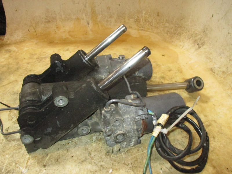 Yamaha 250hp 4 stroke outboard tilt trim unit