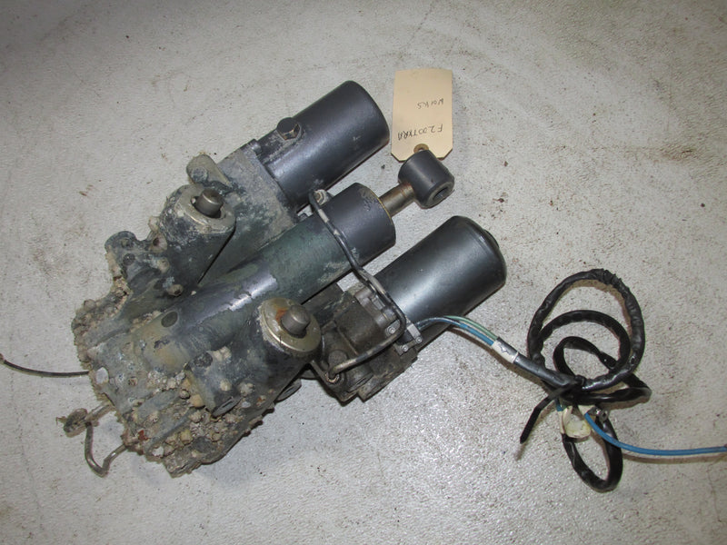 Yamaha 3.3L 200hp 4 Stroke Outboard Tilt Trim Unit