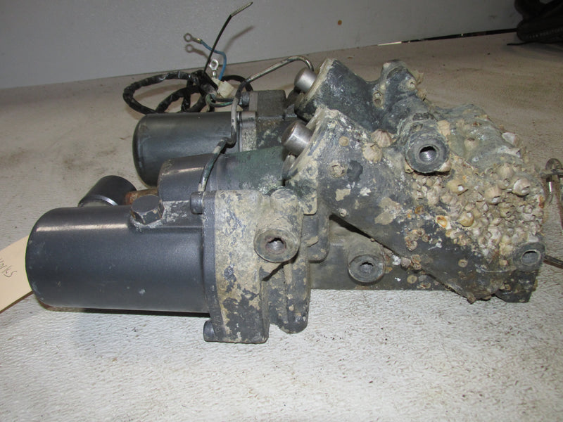 Yamaha 3.3L 200hp 4 Stroke Outboard Tilt Trim Unit