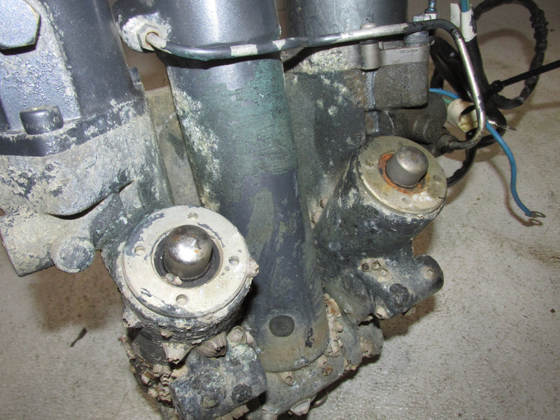 Yamaha 3.3L 200hp 4 Stroke Outboard Tilt Trim Unit