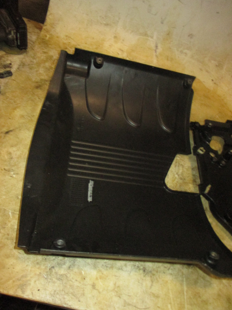 Yamaha 250hp 4 Stroke 3.3L outboard Ignition Coil Mount Plate and Cover