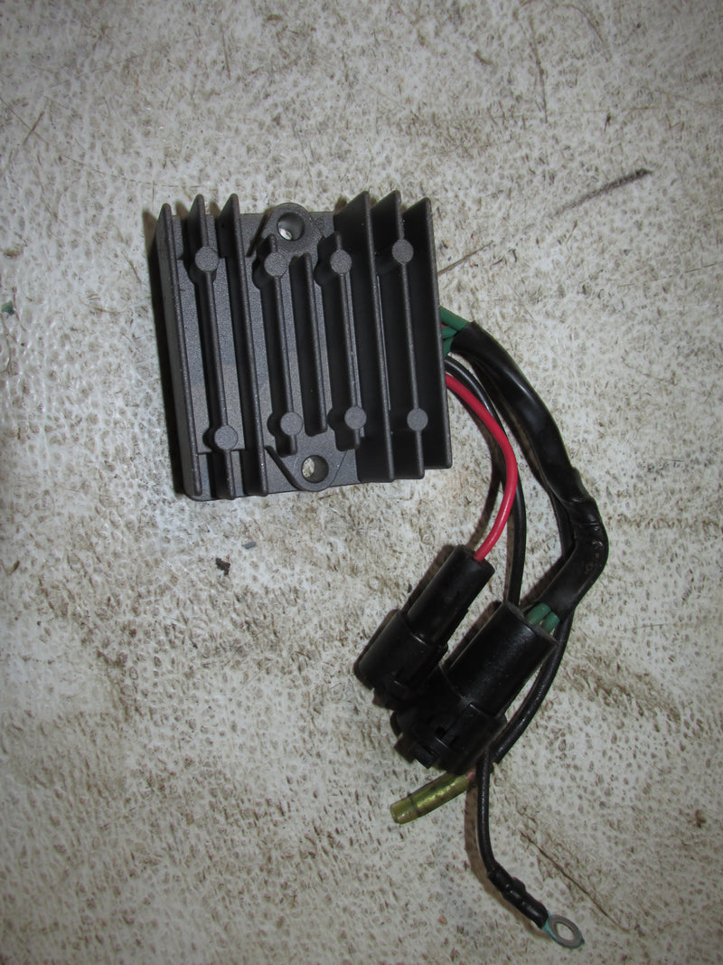 Yamaha 150hp 2 Stroke Outboard Rectifier Regulator (6R3-81960-10-00)