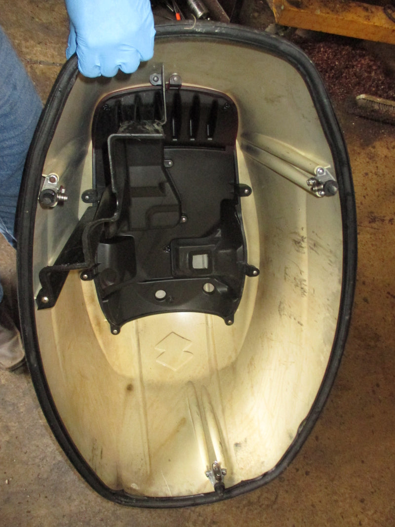 Suzuki DF150A 150hp 4 stroke outboard top cowling