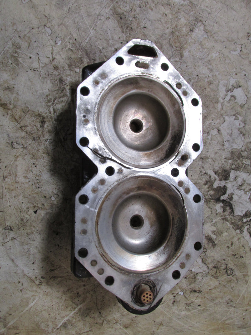 Johnson 90hp 2 stroke Outboard Cylinder Head set