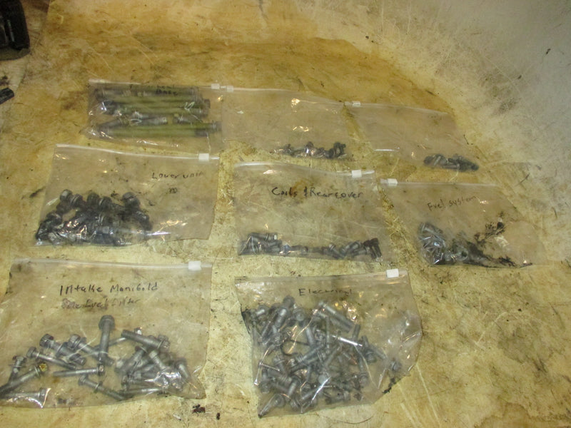 Yamaha 250hp 4 Stroke 3.3L outboard Bolt Set