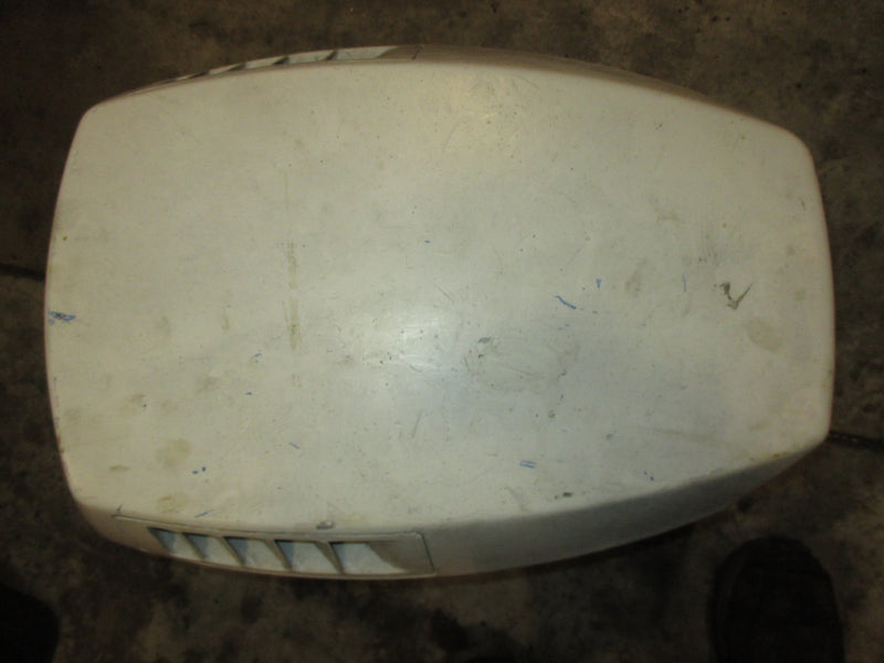 Evinrude 150hp 60 degree 2 stroke outboard top cowling