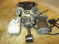 Load image into Gallery viewer, Evinrude 150hp 60 degree 2 stroke outboard tilt trim unit
