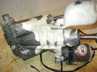 Load image into Gallery viewer, Evinrude 150hp 60 degree 2 stroke outboard tilt trim unit
