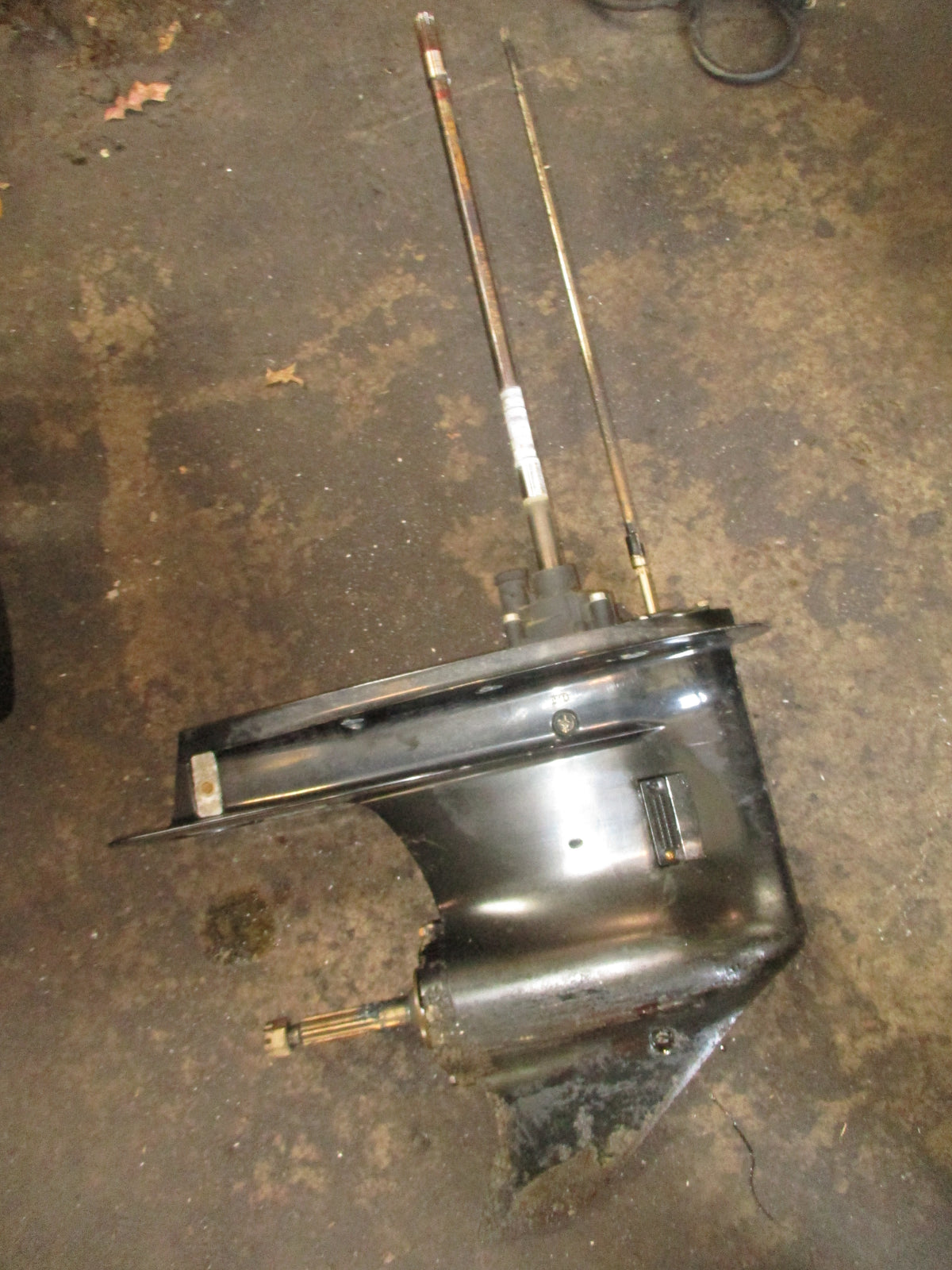 Suzuki DF115 outboard 25" shaft lower unit