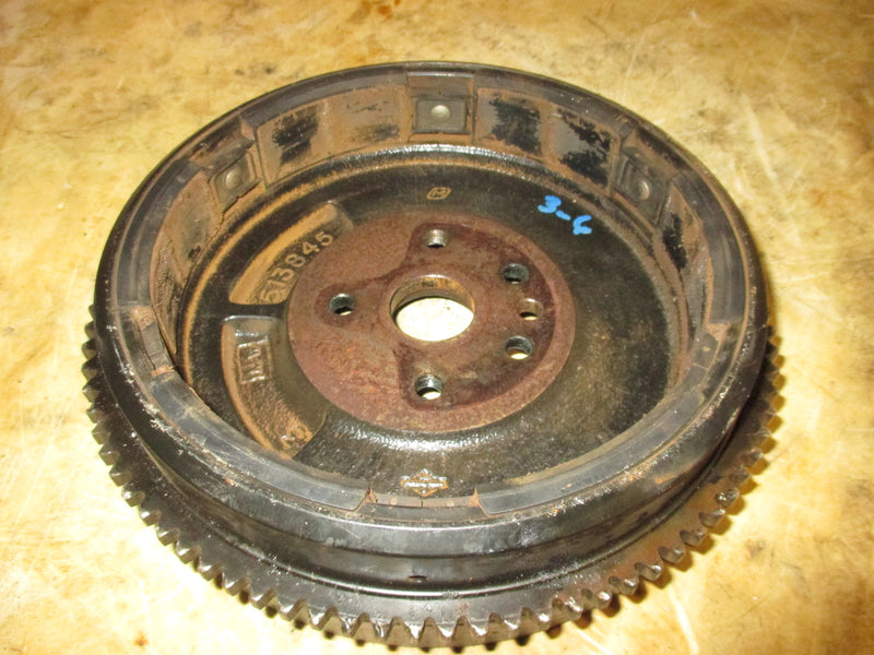 Evinrude 150hp 60 degree 2 stroke outboard flywheel (513845)