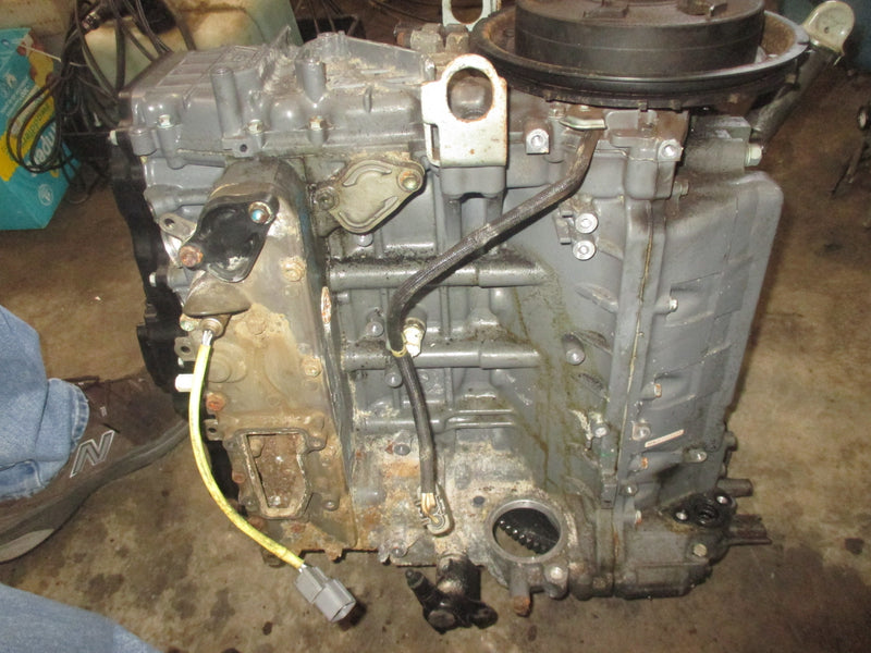 Honda BF90D 90hp 4 stroke outboard Crankcase Powerhead