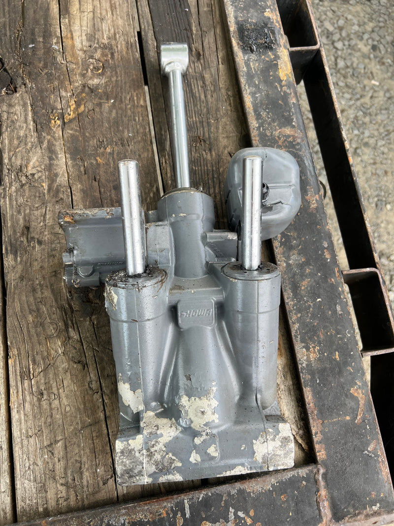 Honda BF130A 130hp 4 Stroke Outboard Showa Tilt Trim Unit (Parts)