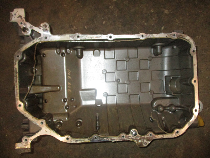 Honda BF115D 115hp 4 stroke outboard Crankcase cover 11100-ZY6-405