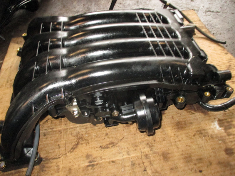 Suzuki DF150A 150hp 4 stroke outboard intake manifold (13110-96J00)
