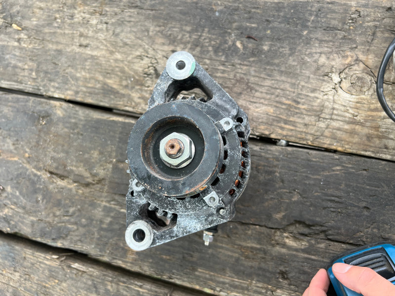 Mercury Optimax 225hp 2 Stroke Outboard Alternator