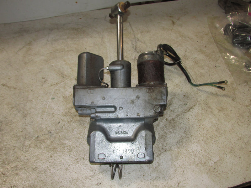 Yamaha 130hp 2 Stroke Outboard Tilt Trim Unit (6G5-43800-02-EK) (Parts)