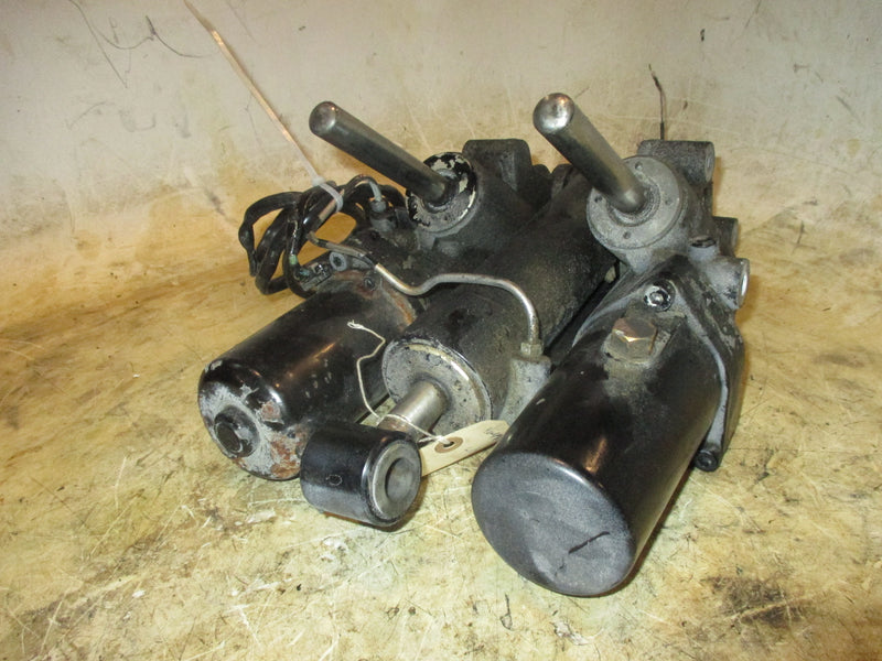 Yamaha/Mercury 225hp 4 Stroke outboard Tilt Trim Unit