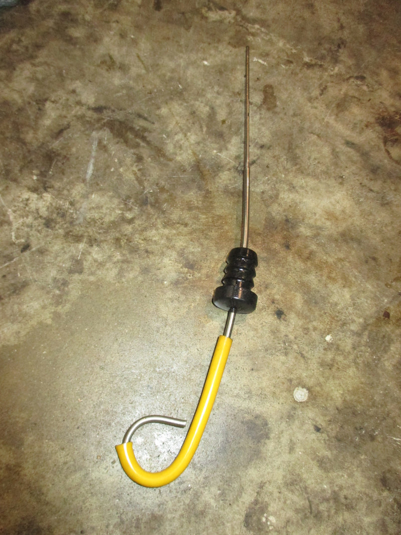 Yamaha 115hp 4 stroke outboard oil dipstick (68V-15362-00)