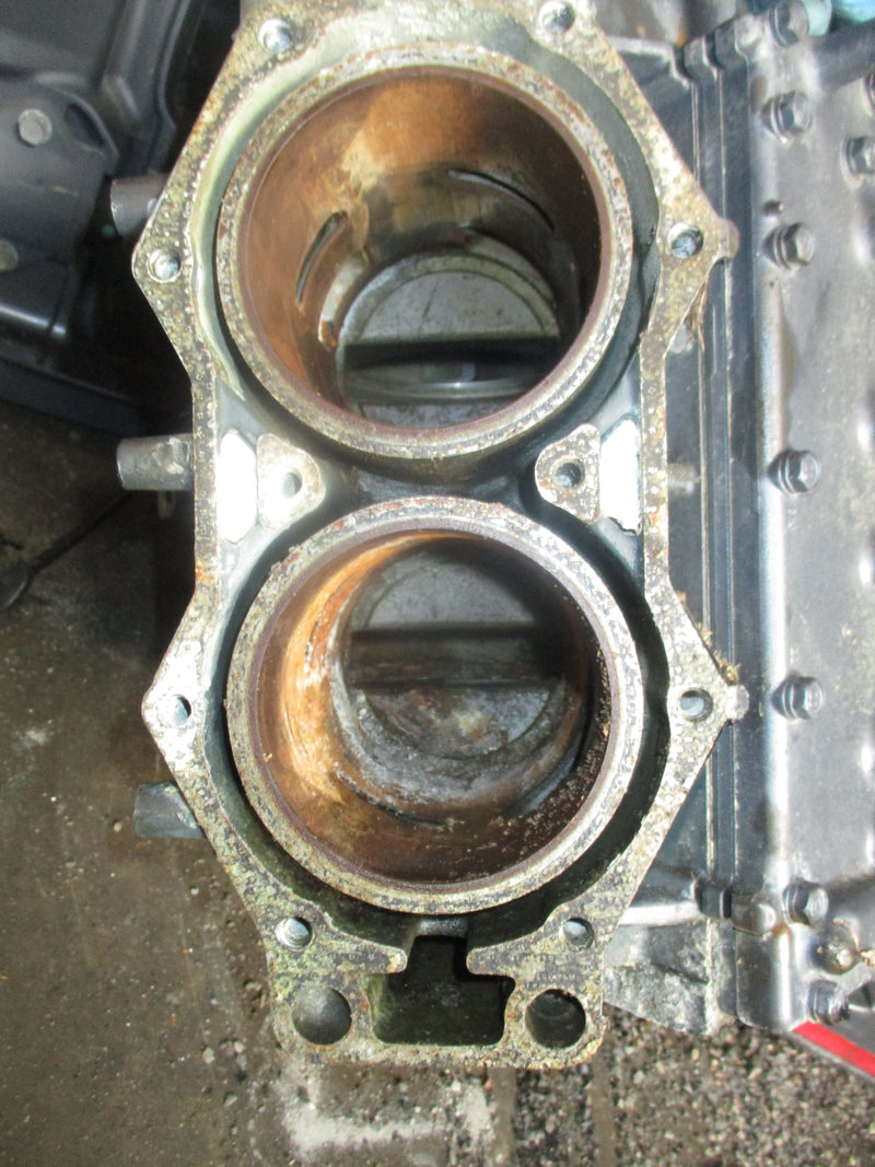 Yamaha 115hp 2 stroke outboard Crankcase block