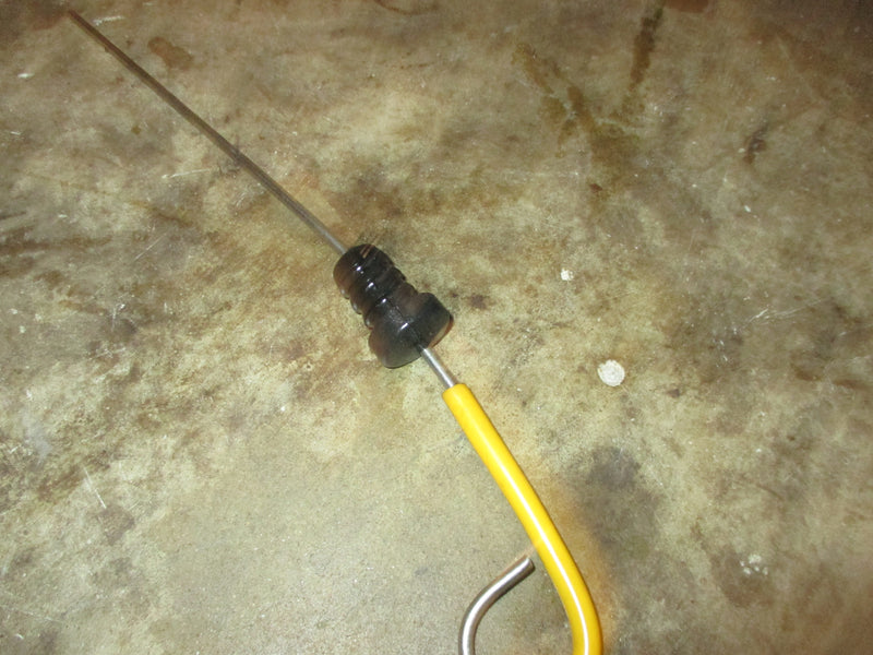 Yamaha 115hp 4 stroke outboard oil dipstick (68V-15362-00)