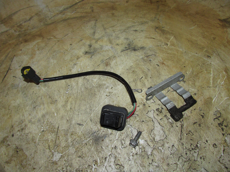 Yamaha 150hp 4 Stroke Outboard Tilt Trim Switch (69J-82563-00-00)