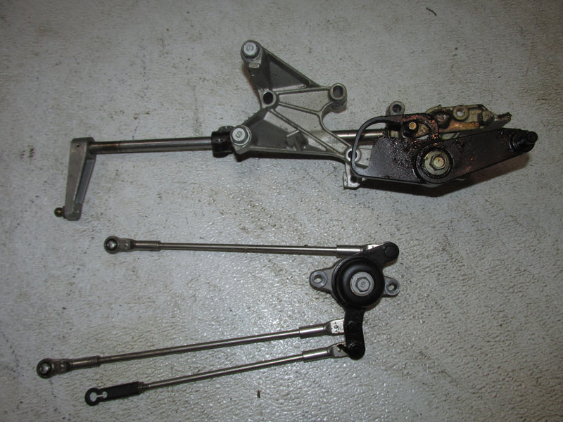 Yamaha 3.3L 200hp 4 Stroke Outboard Throttle Bracket (69J-41661-00-94)
