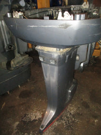 Load image into Gallery viewer, Yamaha 115hp 2 stroke outboard 25" shaft mid section
