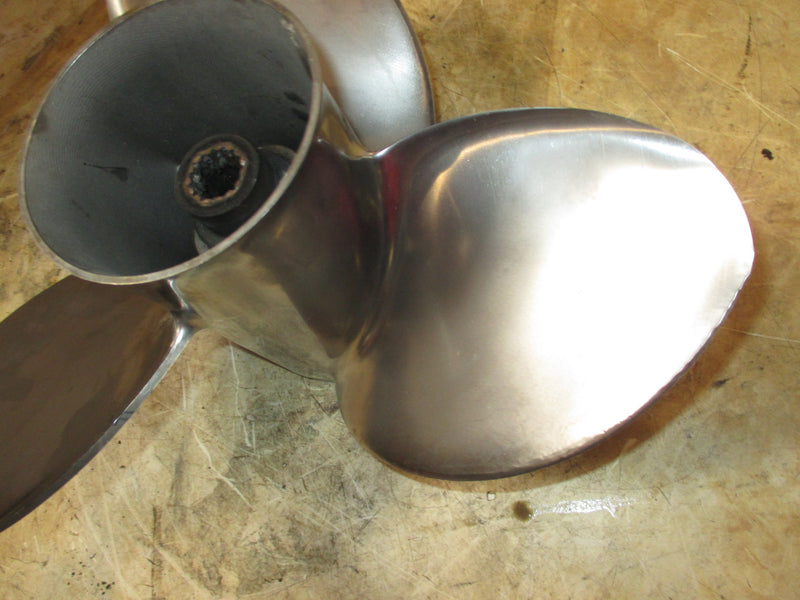 Evinrude ETEC 250hp outboard rebel stainless steel propellor (15 3/4x15)