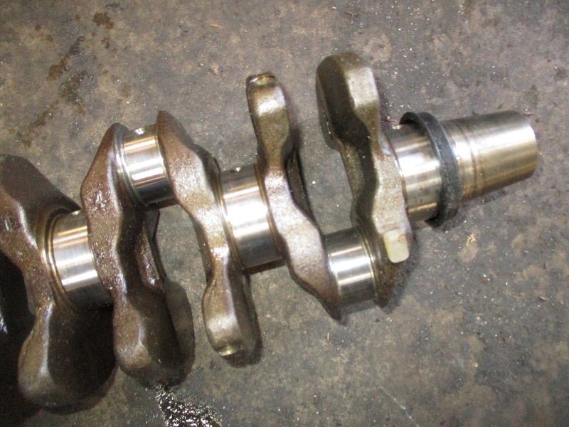Suzuki DF115 outboard crankshaft (12220-92J00)