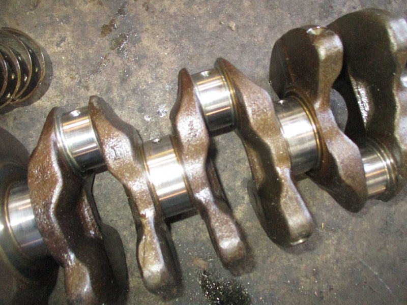 Suzuki DF115 outboard crankshaft (12220-92J00)